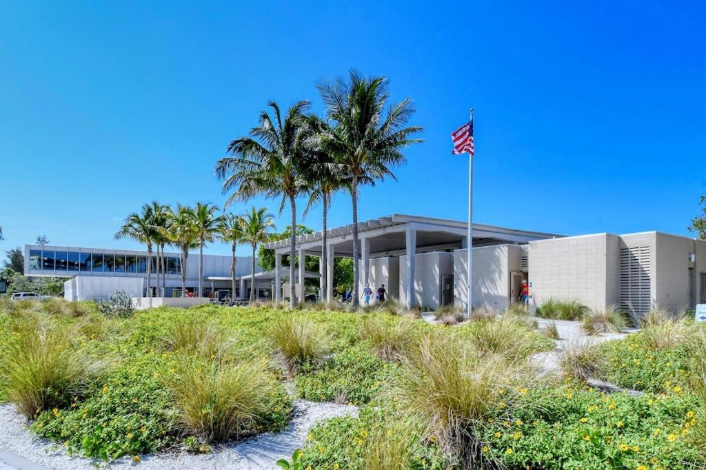 Canal 309 - Right In Siesta Key Village! Exterior foto
